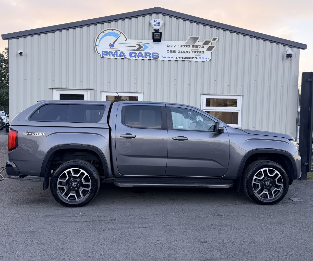 2023 VOLKSWAGEN AMAROK 3.0 TDI V6 Style Pickup Double Cab 4dr Diesel Auto 4Motion Euro 6 (s/s) (24 - vehicle photo 3 for sale on PureCar