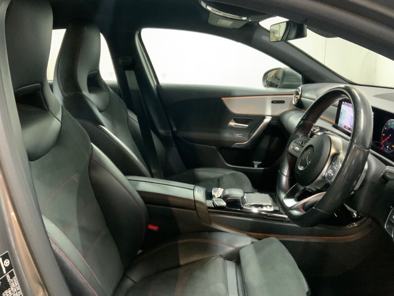 2018 MERCEDES A CLASS 1.3 A200 AMG Line (Premium) Hatchback 5dr Petrol 7G-DCT Euro 6 (s/s) (163 p - vehicle photo 20 for sale on PureCar