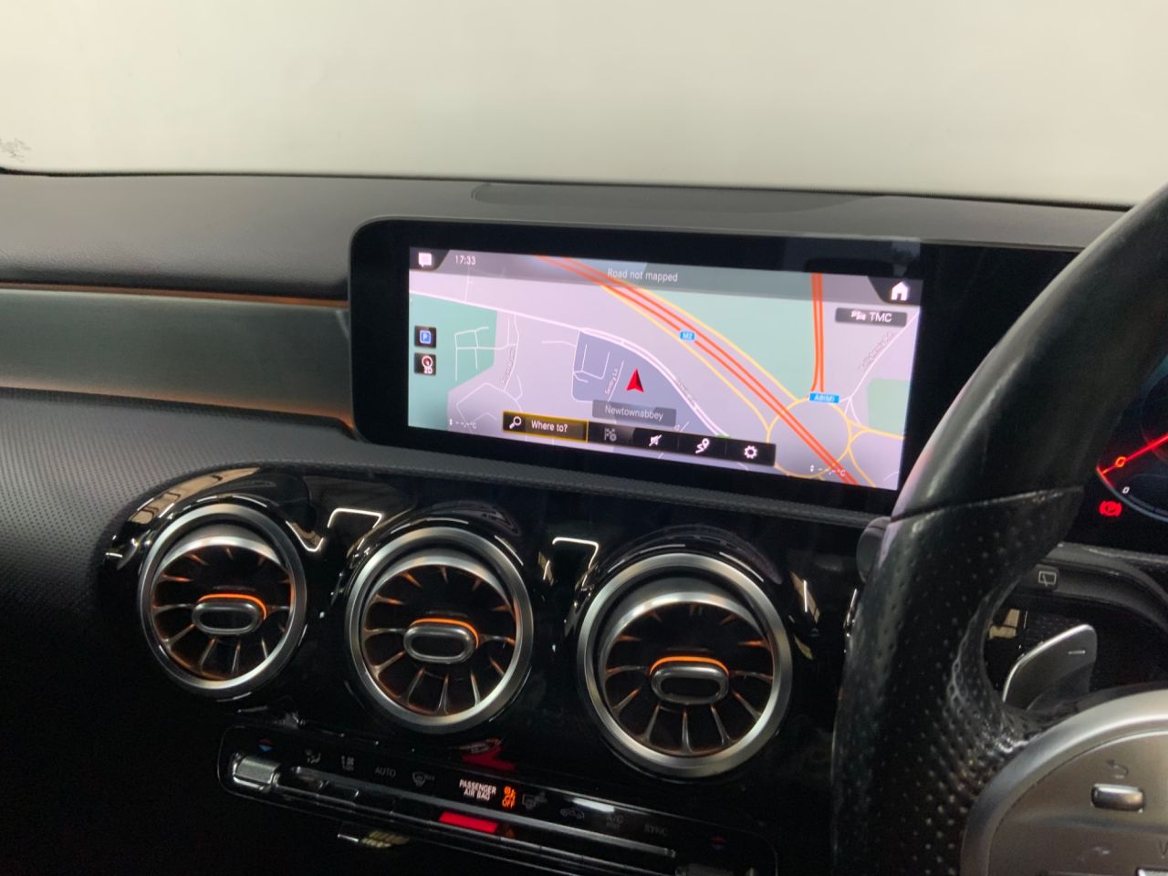 2018 MERCEDES A CLASS 1.3 A200 AMG Line (Premium) Hatchback 5dr Petrol 7G-DCT Euro 6 (s/s) (163 p - vehicle photo 23 for sale on PureCar