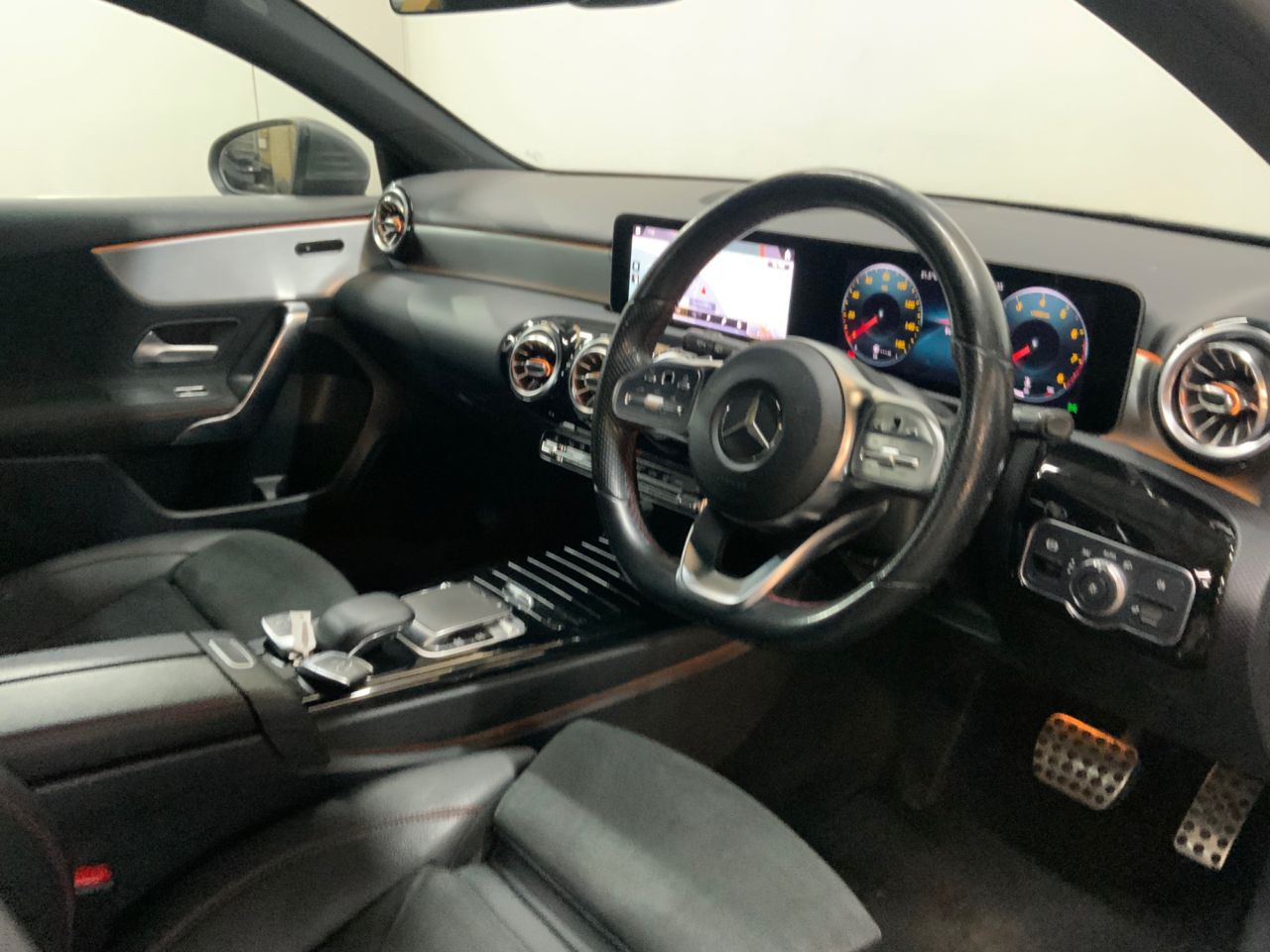 2018 MERCEDES A CLASS 1.3 A200 AMG Line (Premium) Hatchback 5dr Petrol 7G-DCT Euro 6 (s/s) (163 p - vehicle photo 25 for sale on PureCar