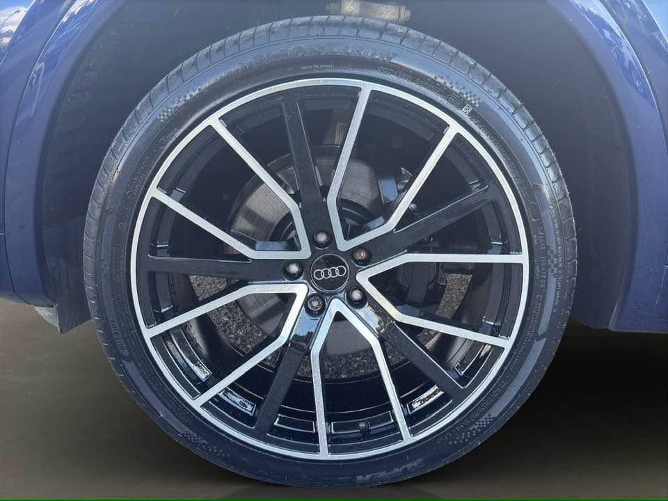 2020 AUDI Q5 S Line - vehicle photo 9 for sale on PureCar