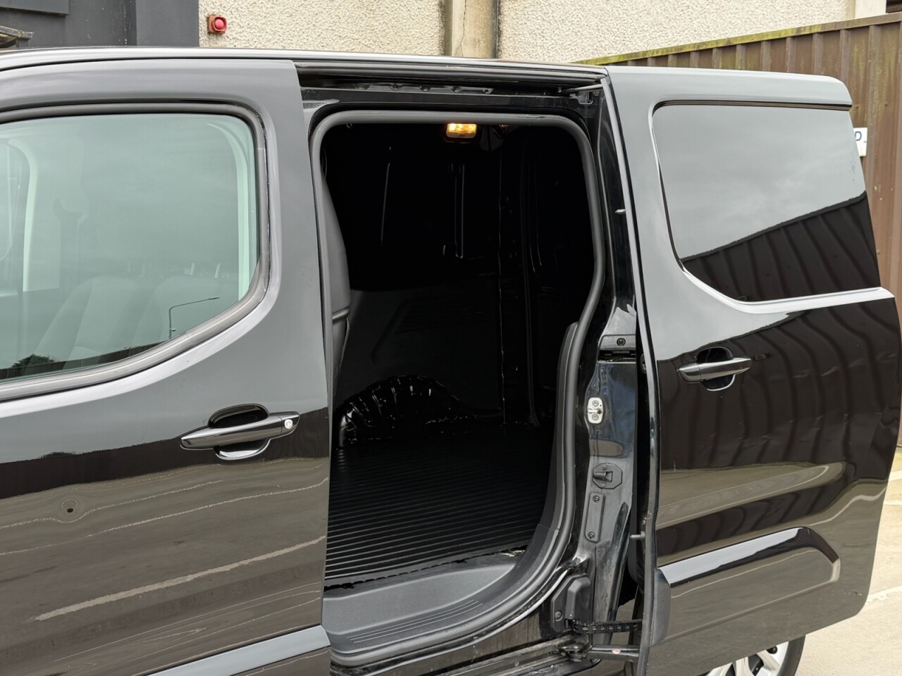 2023 CITROEN BERLINGO 1.5 BlueHDi 1000 Driver Edition M Panel Van 5dr Diesel Manual SWB Euro 6 (s - vehicle photo 8 for sale on PureCar