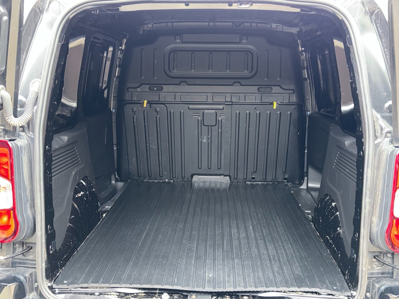 2023 CITROEN BERLINGO 1.5 BlueHDi 1000 Driver Edition M Panel Van 5dr Diesel Manual SWB Euro 6 (s - vehicle photo 10 for sale on PureCar