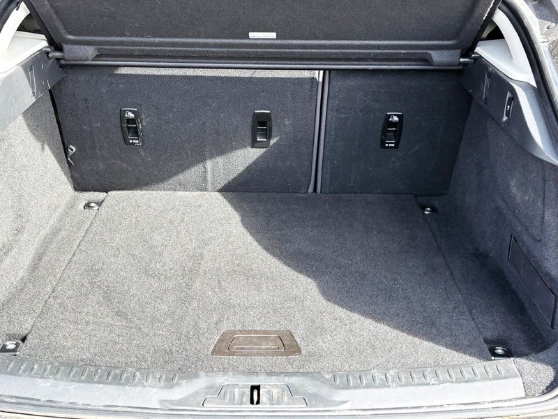 2019 Jaguar I-Pace in black — photo 22 of 22