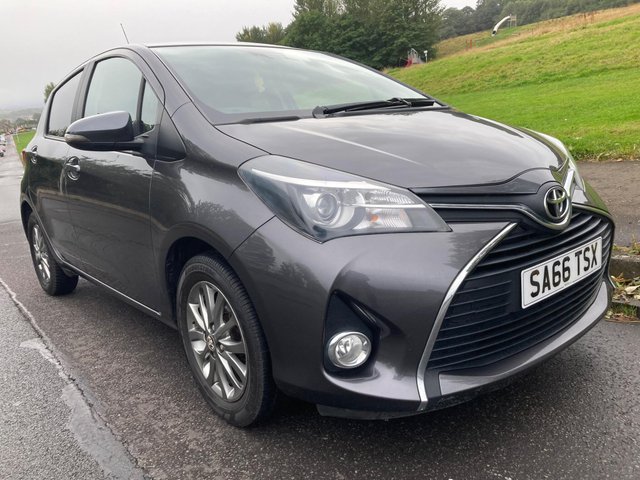2016 Toyota YARIS