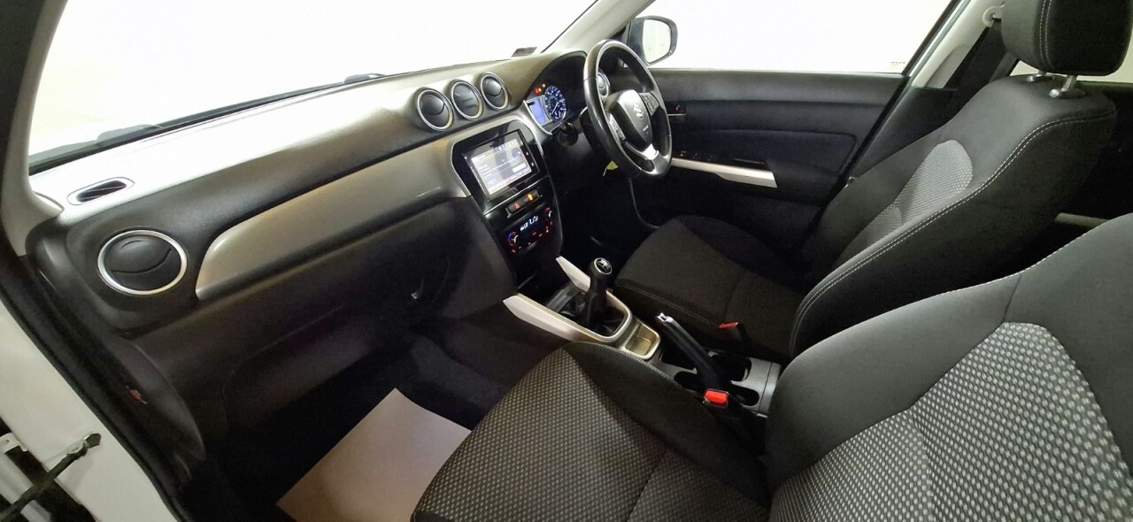 2016 SUZUKI VITARA 1.6 SZ-T SUV 5dr Petrol Manual Euro 6 (s/s) (120 ps) - vehicle photo 29 for sale on PureCar