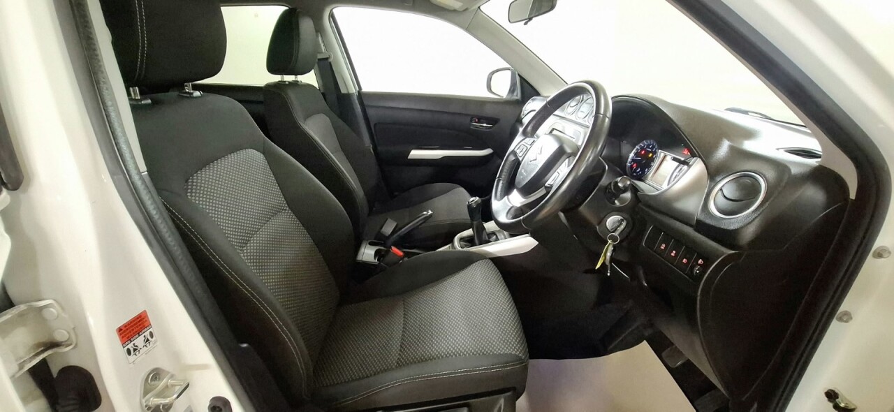 2016 SUZUKI VITARA 1.6 SZ-T SUV 5dr Petrol Manual Euro 6 (s/s) (120 ps) - vehicle photo 34 for sale on PureCar