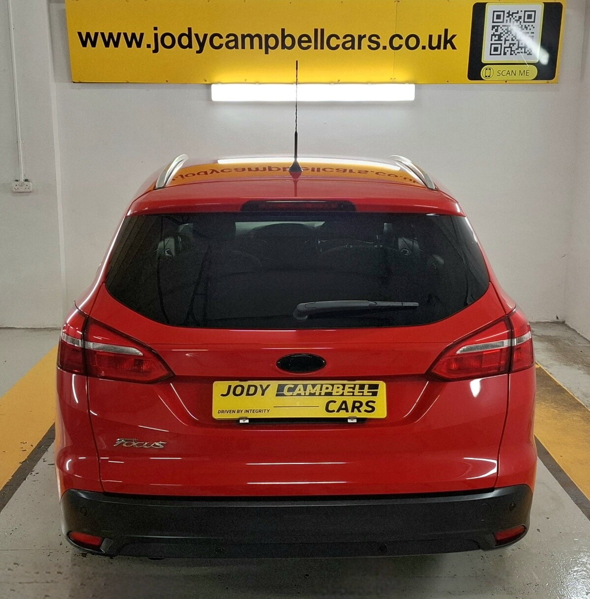 2015 FORD FOCUS 1.5 TDCi Zetec Estate 5dr Diesel Manual Euro 6 (s/s) (120 ps) - vehicle photo 6 for sale on PureCar
