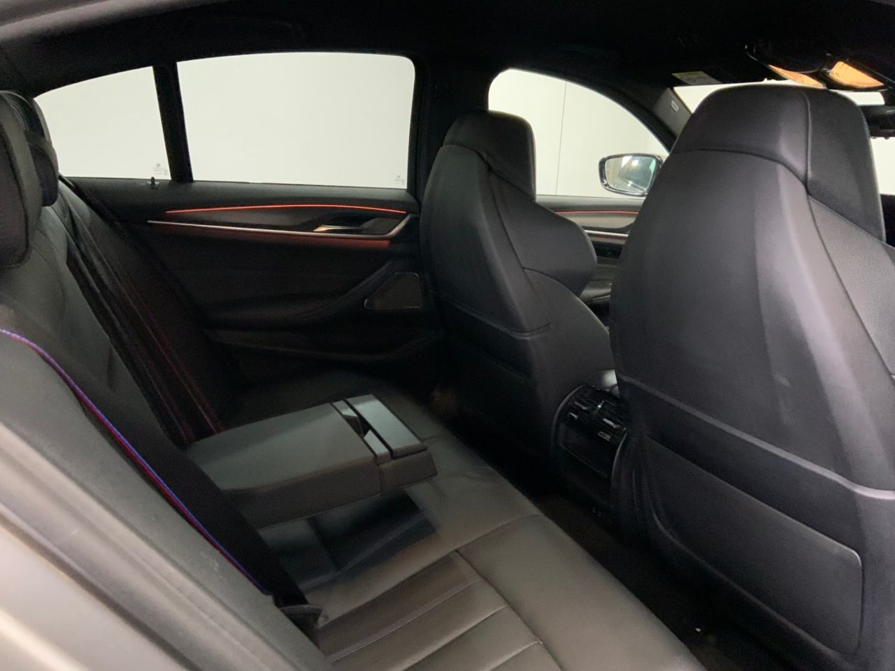 2020 BMW 5 SERIES 3.0 530d MHT M Sport Edition Saloon 4dr Diesel Hybrid Steptronic xDrive Eur - vehicle photo 18 for sale on PureCar