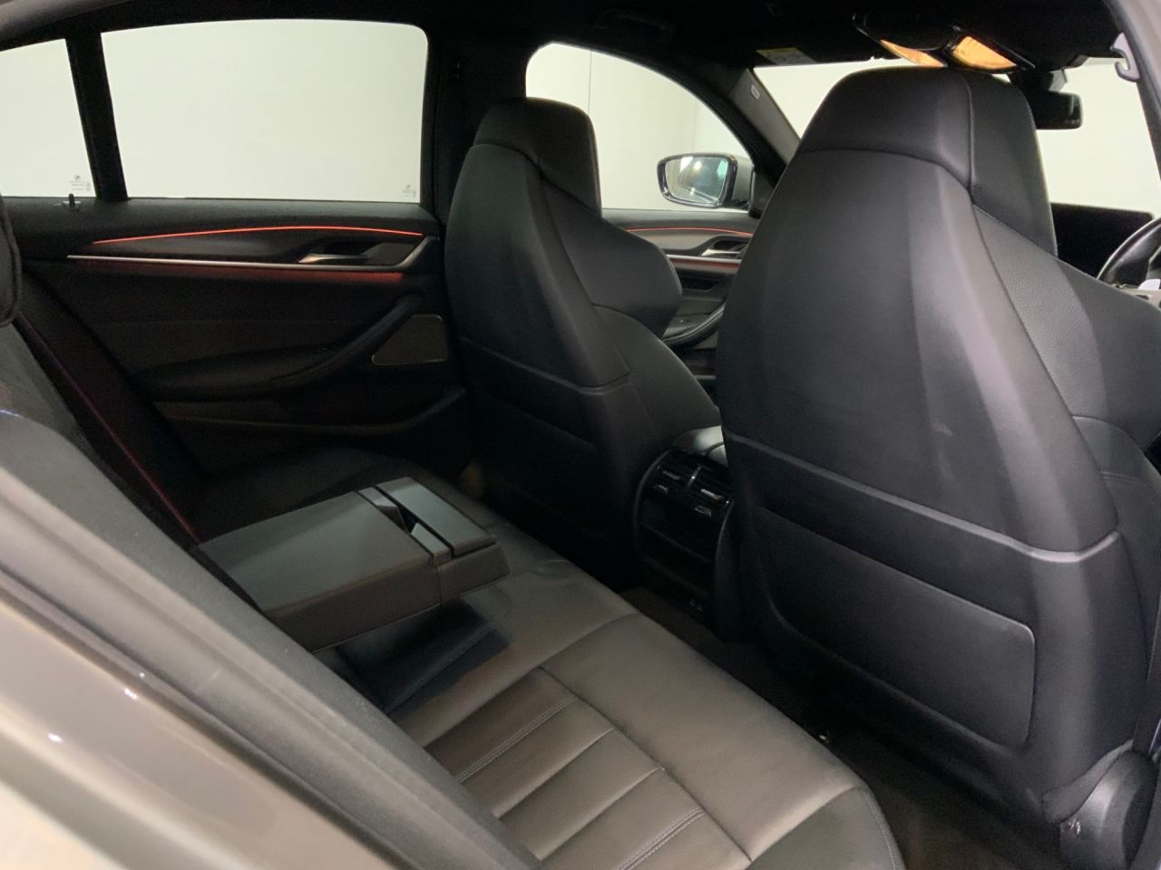 2020 BMW 5 SERIES 3.0 530d MHT M Sport Edition Saloon 4dr Diesel Hybrid Steptronic xDrive Eur - vehicle photo 19 for sale on PureCar