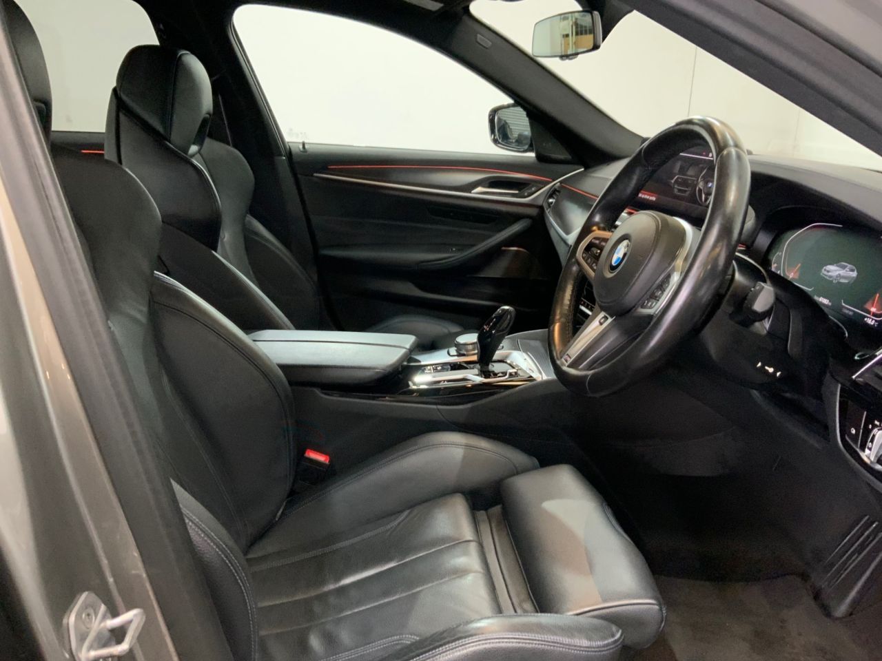 2020 BMW 5 SERIES 3.0 530d MHT M Sport Edition Saloon 4dr Diesel Hybrid Steptronic xDrive Eur - vehicle photo 20 for sale on PureCar