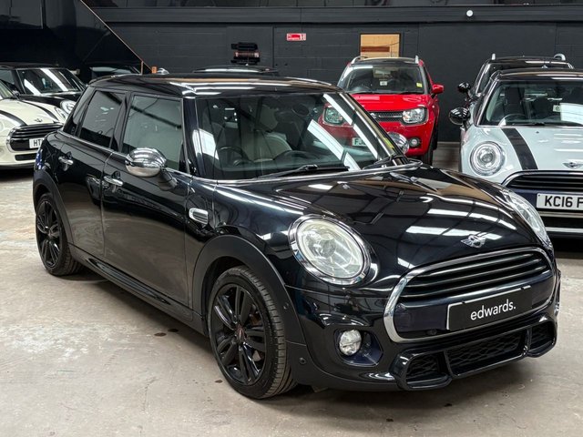 2017 MINI Hatch