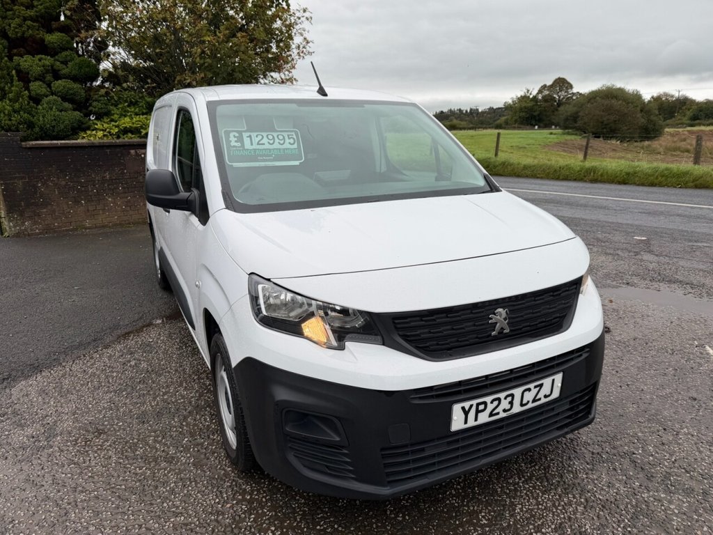 2023 Peugeot Partner 950 1.5 Bluehdi 100 Professional Premium + Van