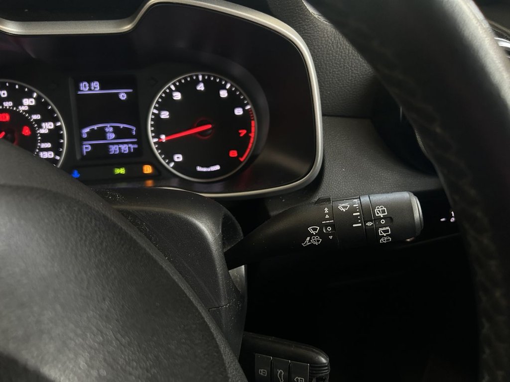2018 MG MG ZS — image 14