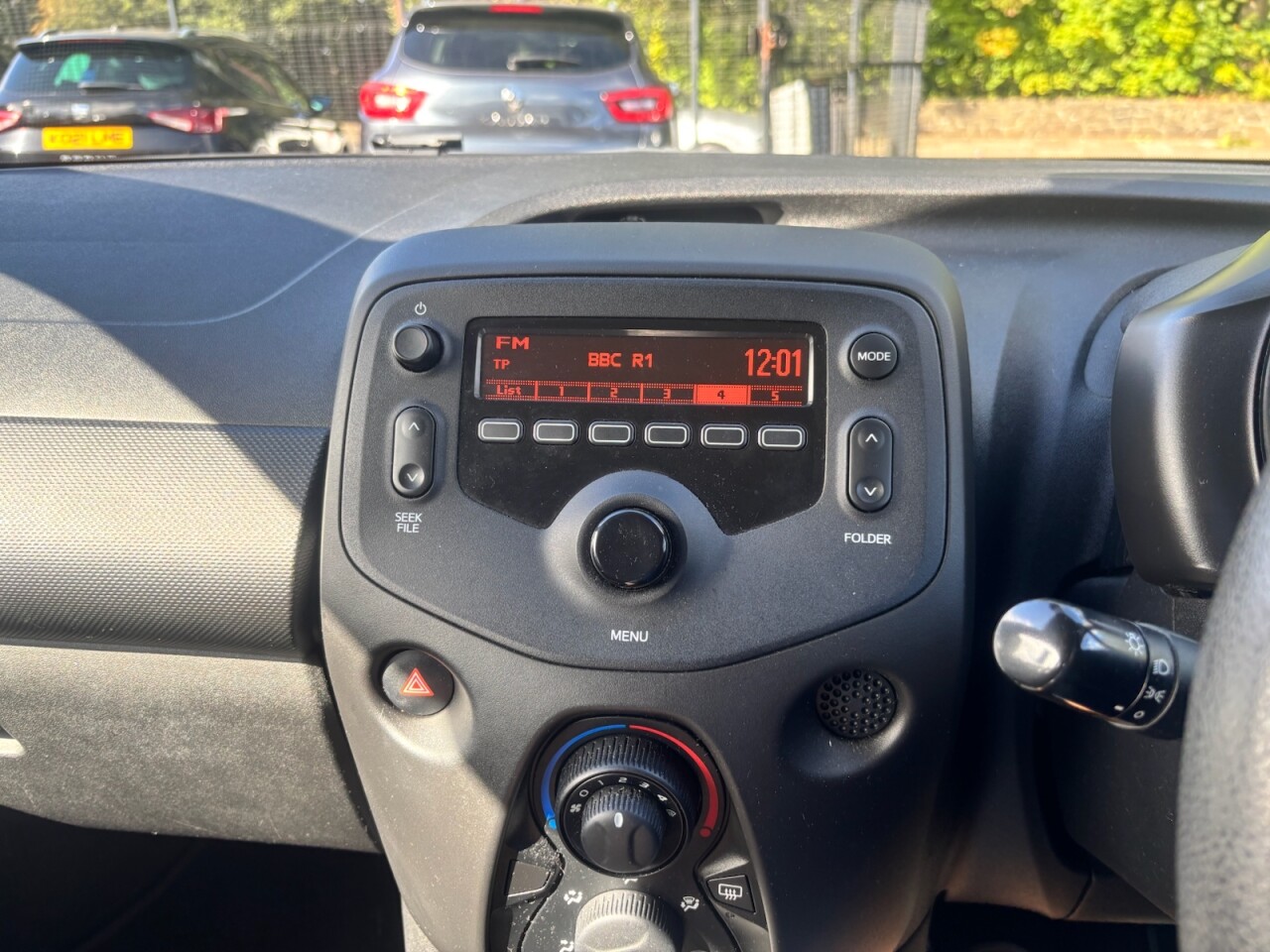 2016 PEUGEOT 1.0 Access Hatchback 3dr Petrol Manual Euro 6 (68 ps) - vehicle photo 13 for sale on PureCar