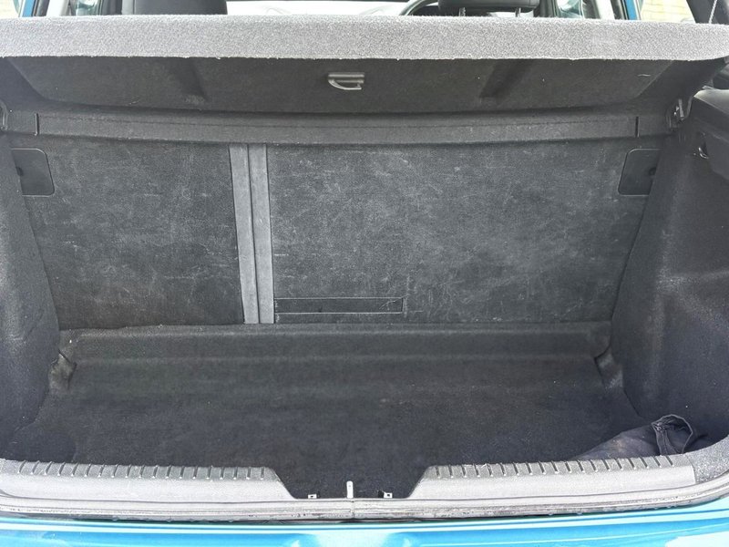 2012 Hyundai i30 in blue — photo 7 of 17