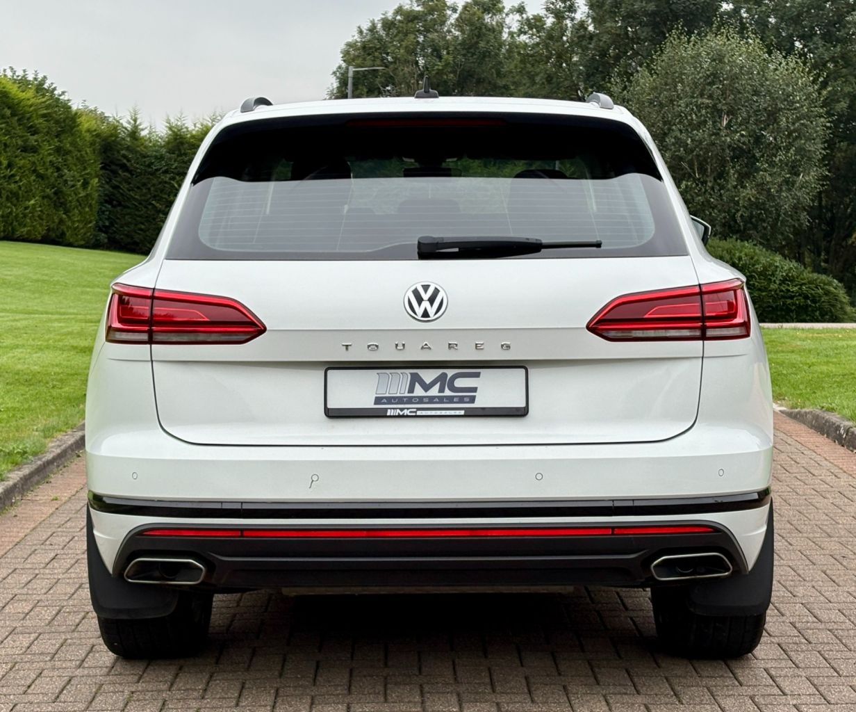 2019 VOLKSWAGEN TOUAREG 3.0 TDI V6 SEL SUV 5dr Diesel Tiptronic 4Motion Euro 6 (s/s) (231 ps) - vehicle photo 9 for sale on PureCar