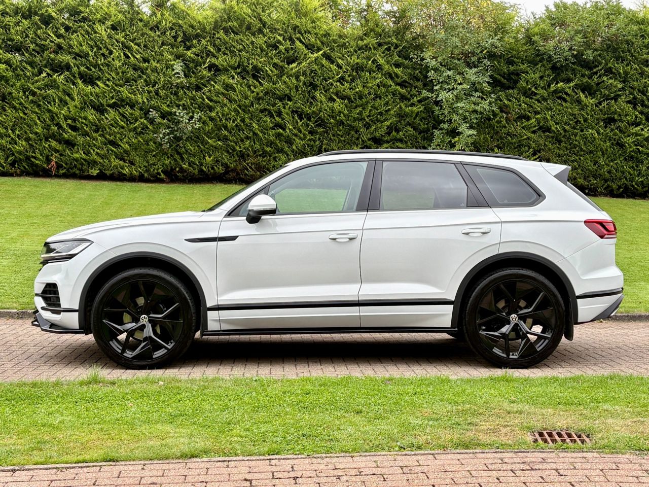 2019 VOLKSWAGEN TOUAREG 3.0 TDI V6 SEL SUV 5dr Diesel Tiptronic 4Motion Euro 6 (s/s) (231 ps) - vehicle photo 8 for sale on PureCar