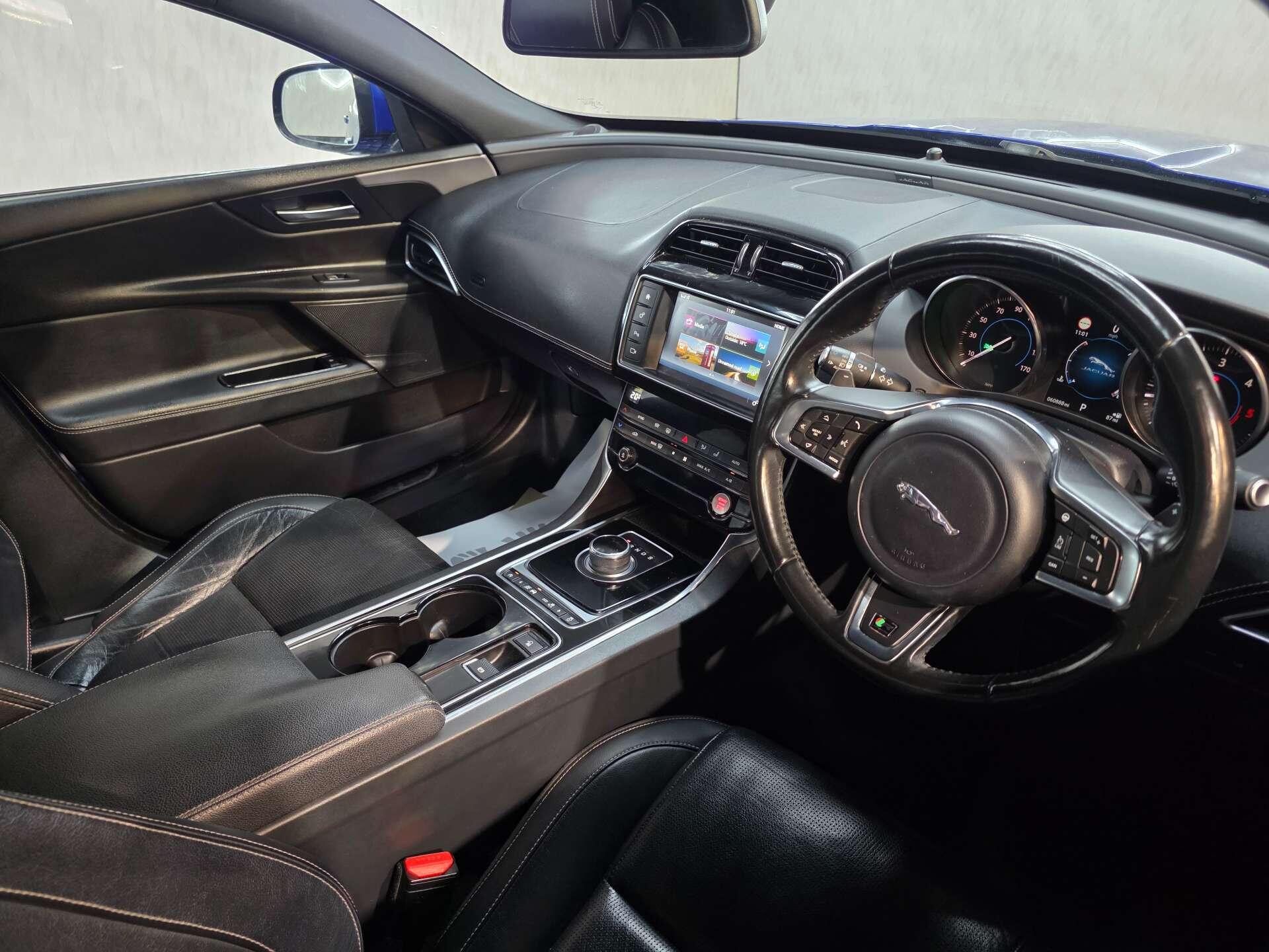 2016 66 JAGUAR XE