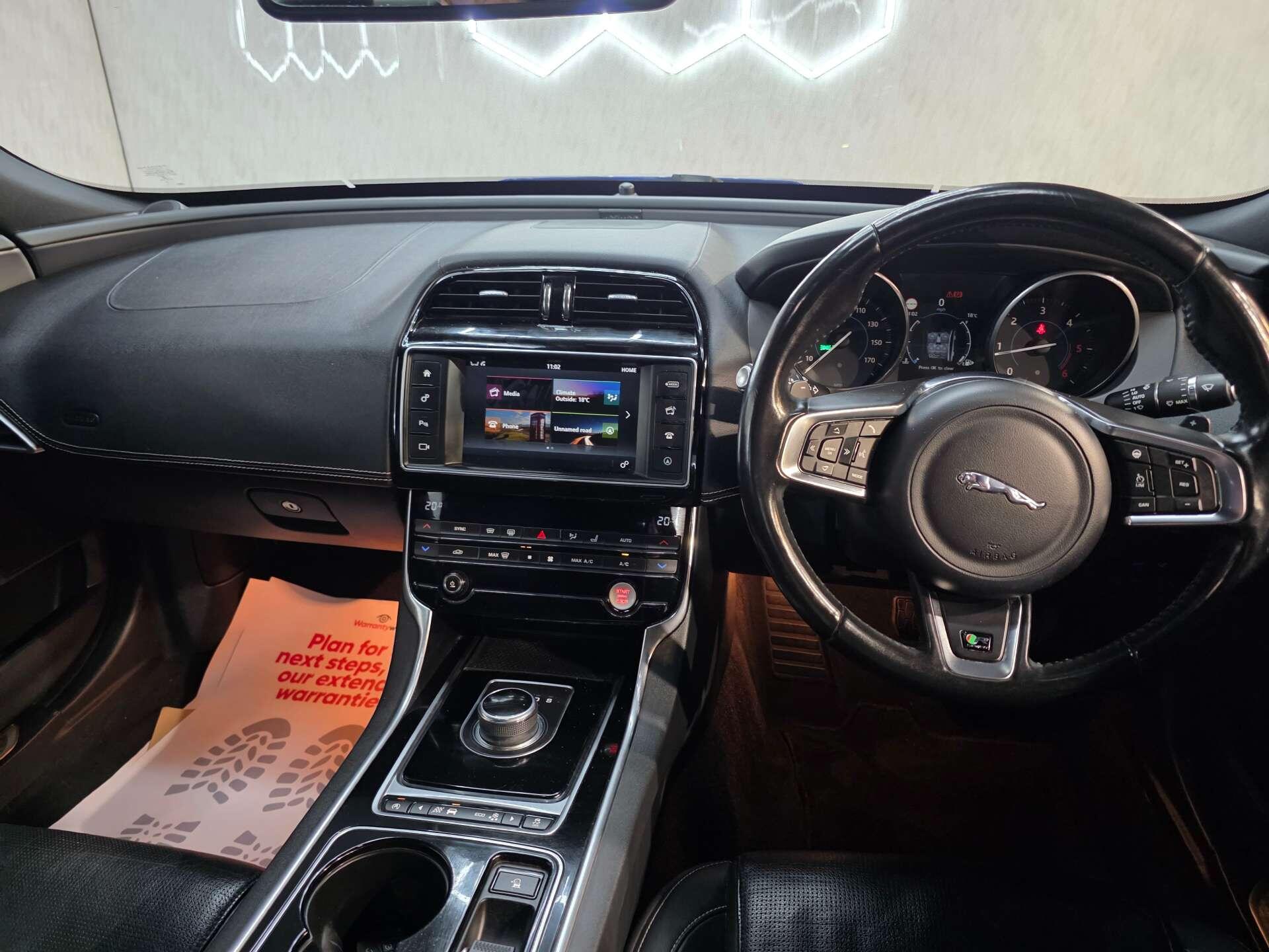 2016 66 JAGUAR XE