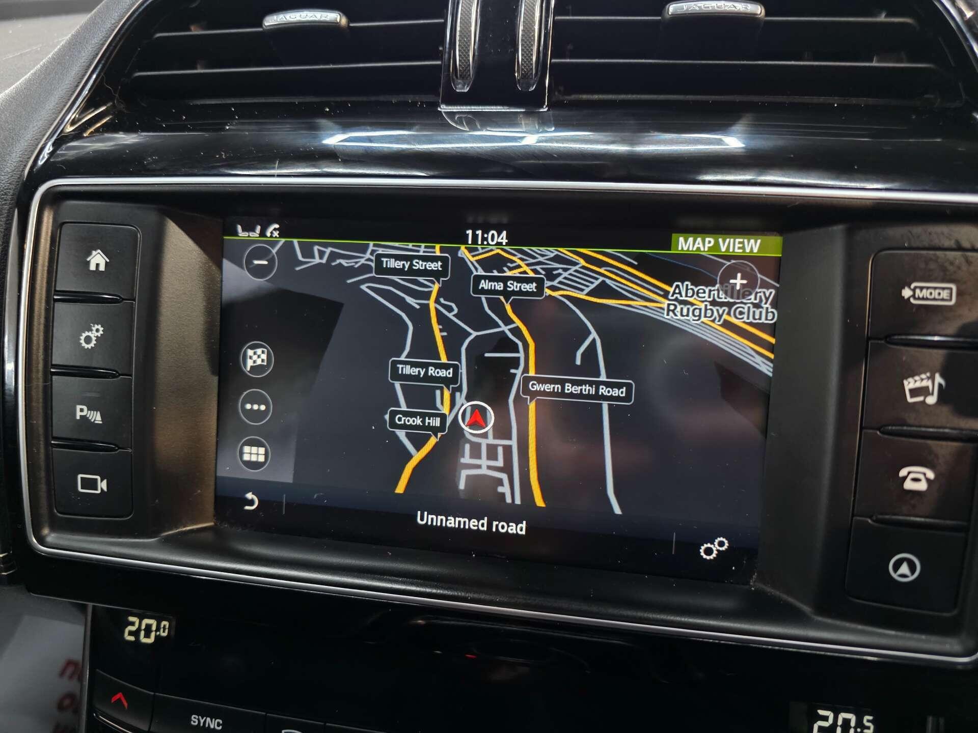 2016 66 JAGUAR XE