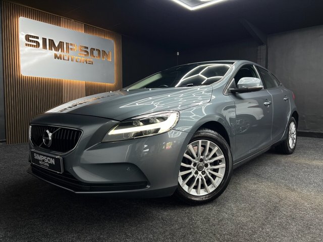 2019 Volvo V40