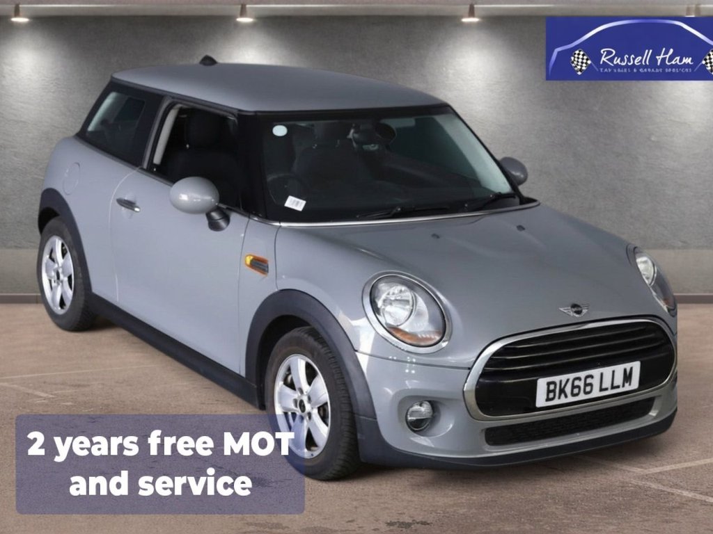 2016 MINI HATCH