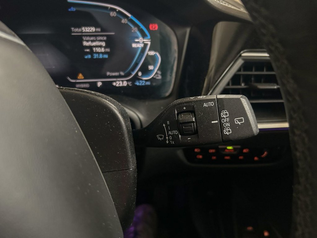 2021 BMW 3 Series — image 17