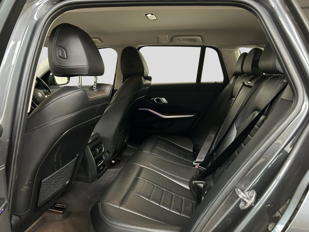 2021 BMW 3 Series — image 10