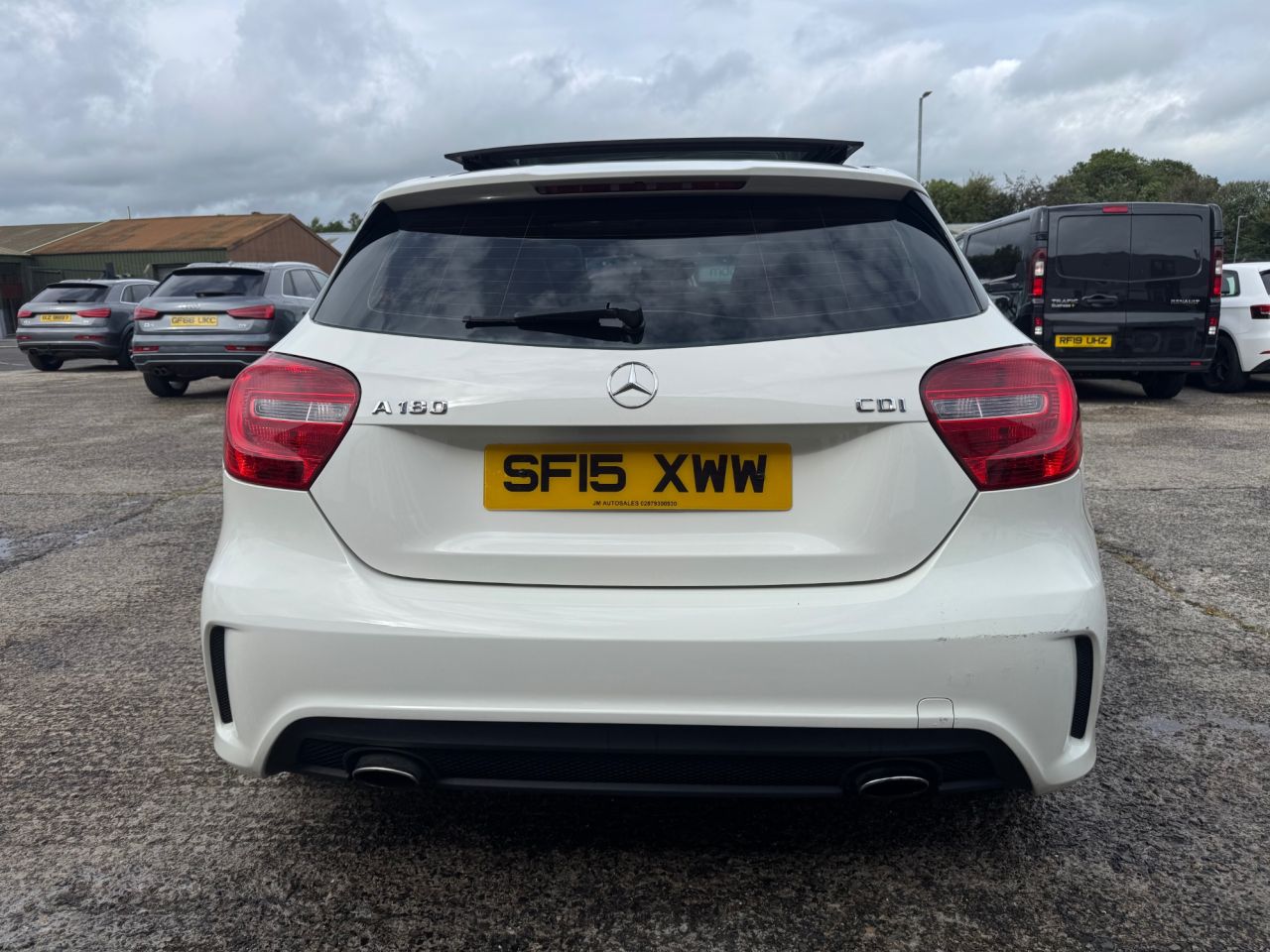 2015 MERCEDES A CLASS 1.5 A180 CDI AMG Sport Hatchback 5dr Diesel Manual Euro 6 (s/s) (109 ps) - vehicle photo 8 for sale on PureCar