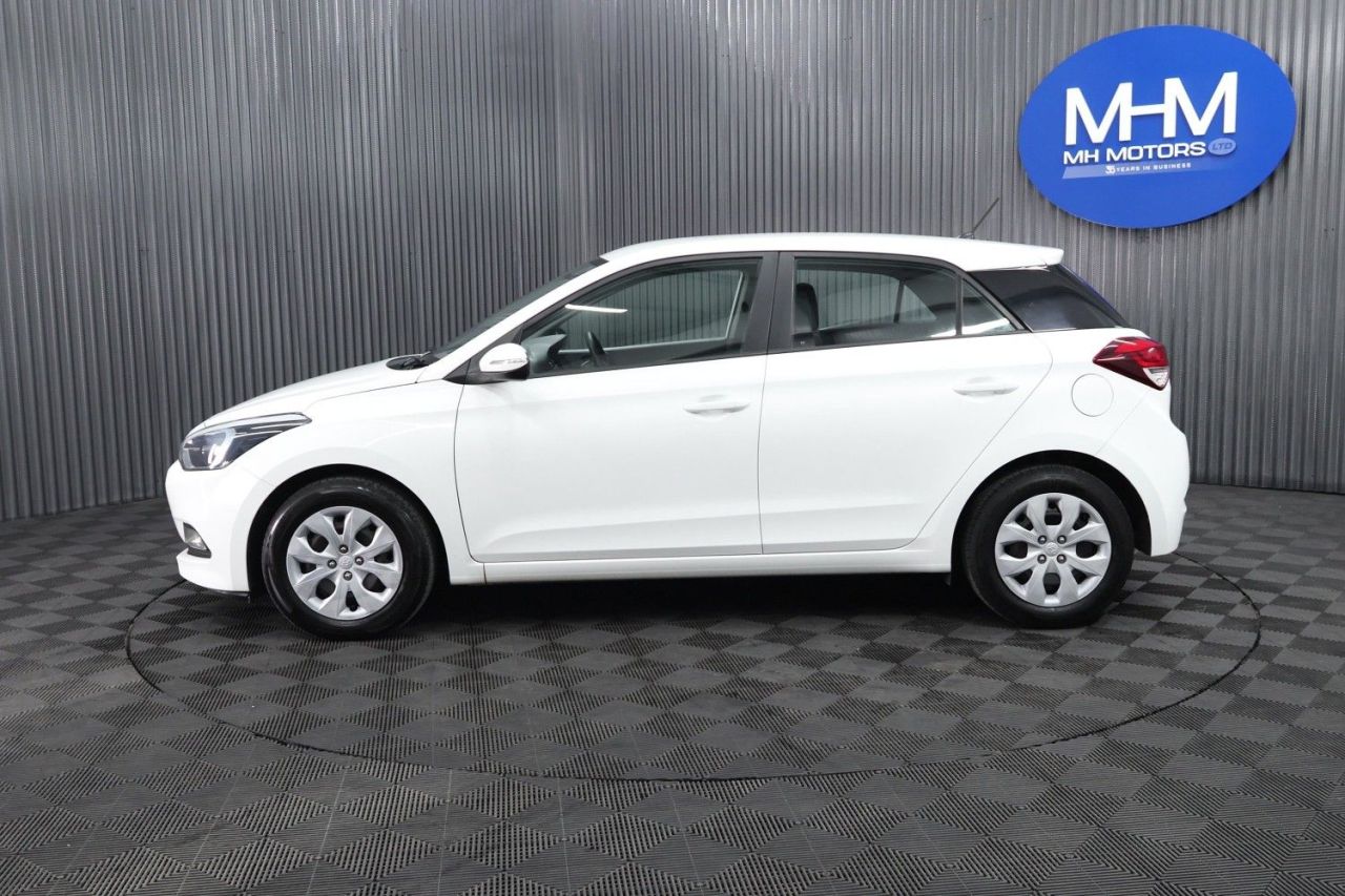 2017 HYUNDAI I20 1.2 S Hatchback 5dr Petrol Manual Euro 6 (75 ps) LONG MOT / LOW INSURANCE G - vehicle photo 4 for sale on PureCar