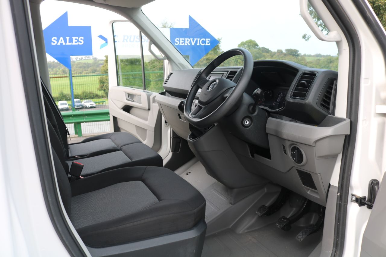 2023 VOLKSWAGEN CRAFTER 2.0 TDI CR30 Startline Panel Van 5dr Diesel Manual FWD MWB High Roof Euro 6 - vehicle photo 8 for sale on PureCar