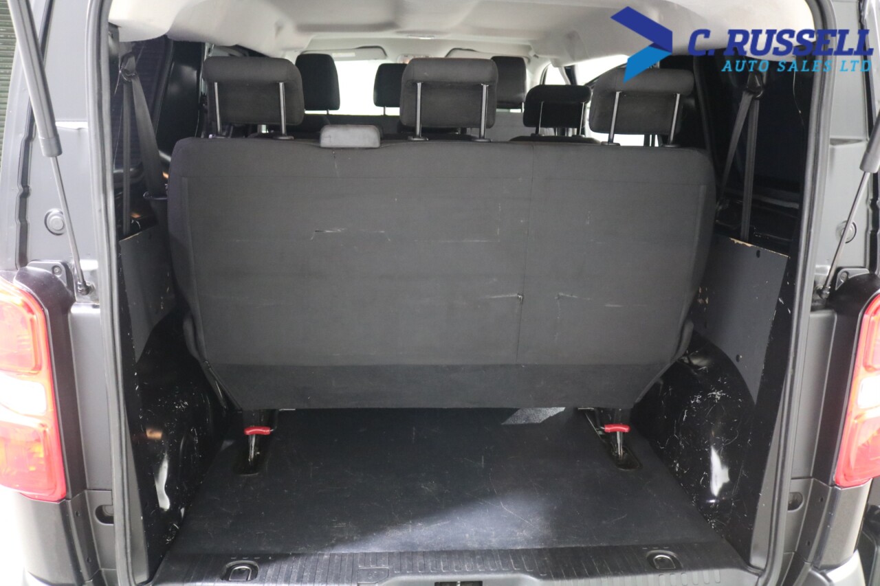 2021 VAUXHALL VIVARO LIFE 1.5 Turbo D Edition M MPV 5dr Diesel Manual SWB Euro 6 (s/s) (9 Seat) (120 - vehicle photo 26 for sale on PureCar