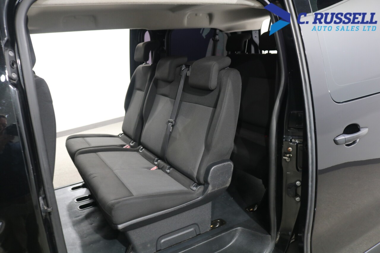 2021 VAUXHALL VIVARO LIFE 1.5 Turbo D Edition M MPV 5dr Diesel Manual SWB Euro 6 (s/s) (9 Seat) (120 - vehicle photo 28 for sale on PureCar