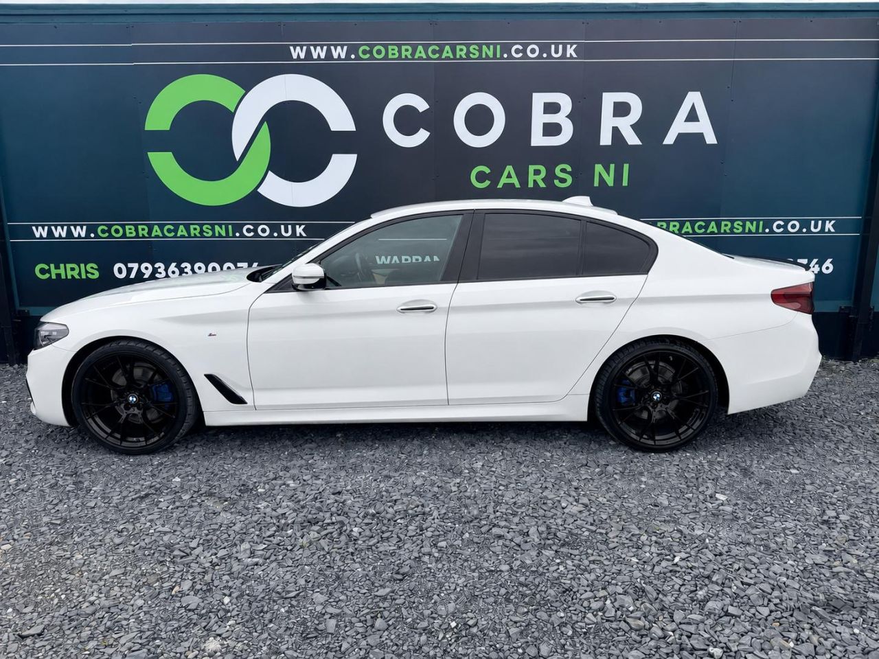 2017 BMW 5 SERIES 2.0 520d M Sport Saloon 4dr Diesel Auto Euro 6 (s/s) (190 ps) - vehicle photo 4 for sale on PureCar