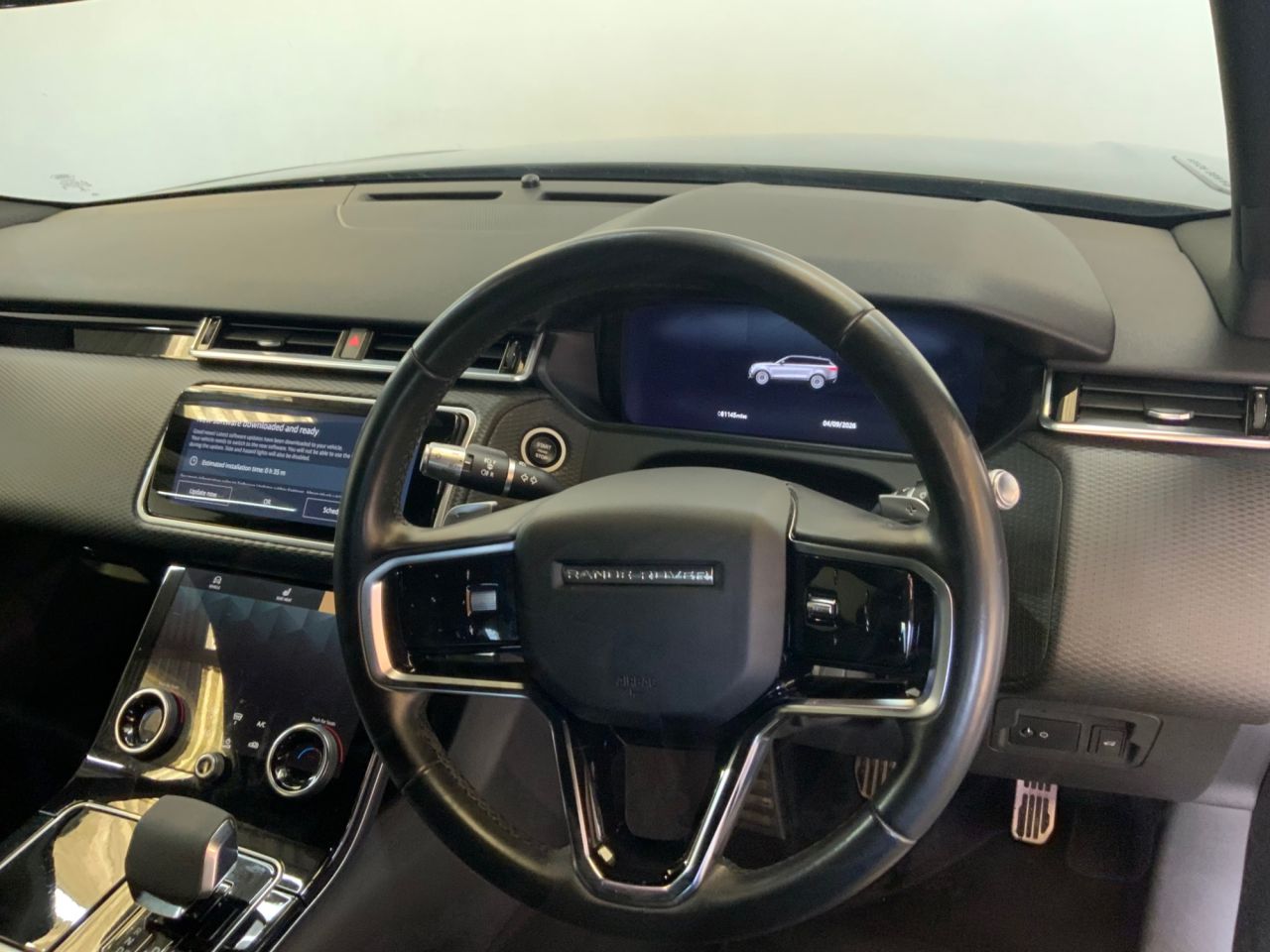 2021 LAND ROVER RANGE ROVER VELAR 2.0 D200 MHEV R-Dynamic SE SUV 5dr Diesel Auto 4WD Euro 6 (s/s) (204 ps) - vehicle photo 24 for sale on PureCar