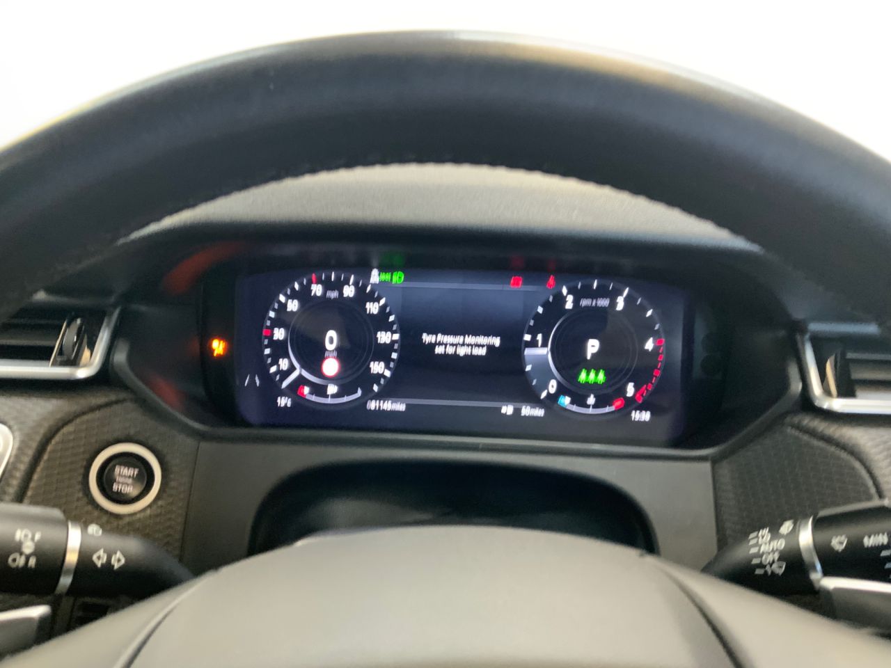 2021 LAND ROVER RANGE ROVER VELAR 2.0 D200 MHEV R-Dynamic SE SUV 5dr Diesel Auto 4WD Euro 6 (s/s) (204 ps) - vehicle photo 31 for sale on PureCar