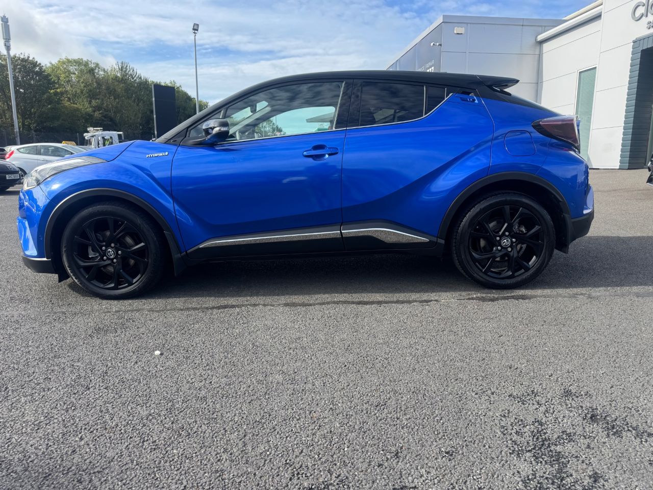 2019 TOYOTA C-HR 1.8 VVT-h Dynamic SUV 5dr Petrol Hybrid CVT Euro 6 (s/s) (122 ps) - vehicle photo 2 for sale on PureCar