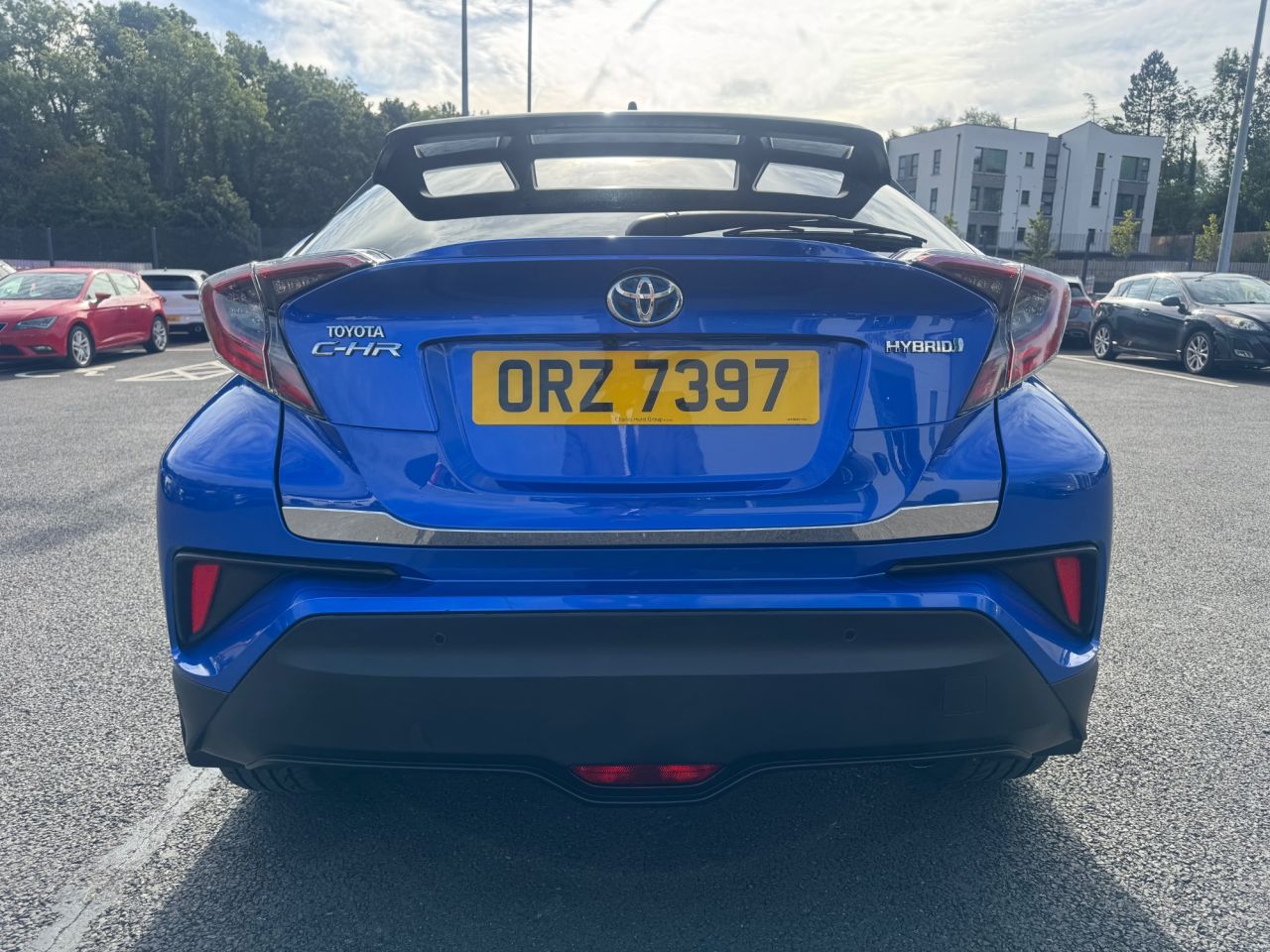 2019 TOYOTA C-HR 1.8 VVT-h Dynamic SUV 5dr Petrol Hybrid CVT Euro 6 (s/s) (122 ps) - vehicle photo 4 for sale on PureCar