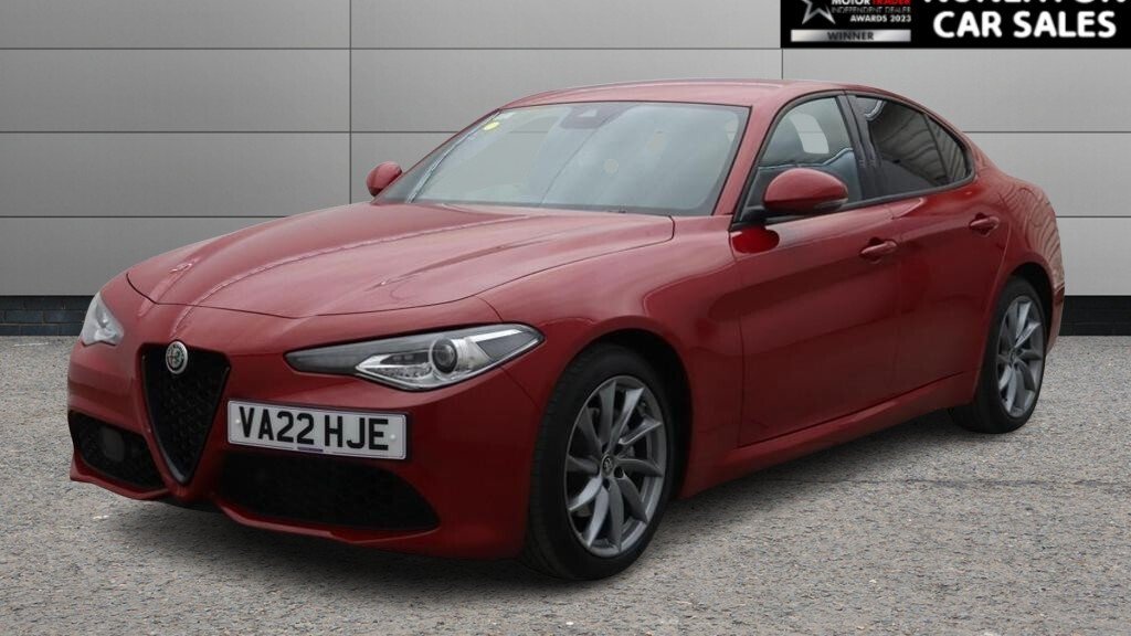 2022 Alfa Romeo Giulia — image 6