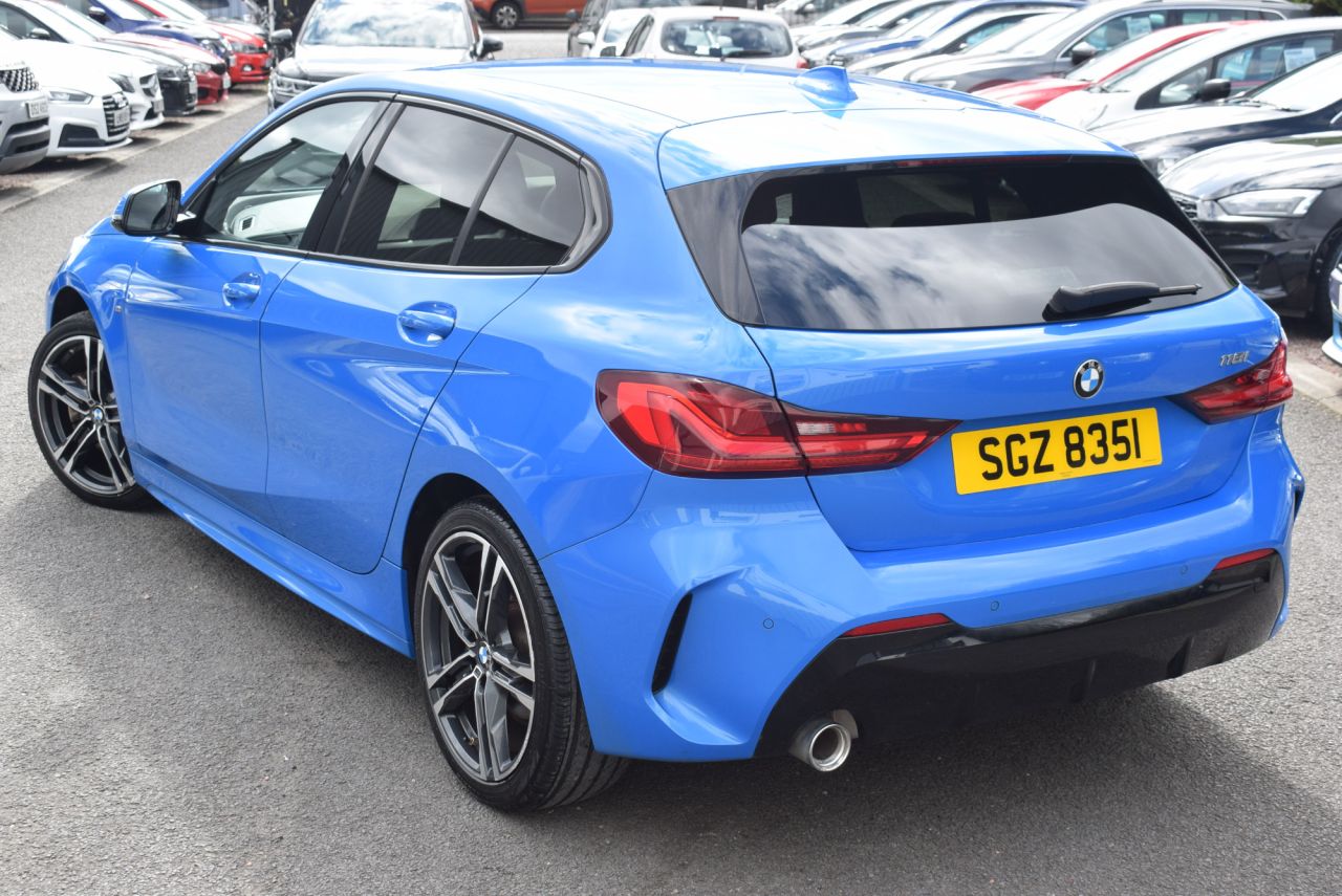 2020 BMW 1 SERIES 1.5 118i M Sport Hatchback 5dr Petrol Manual Euro 6 (s/s) (140 ps) Heated S - vehicle photo 9 for sale on PureCar