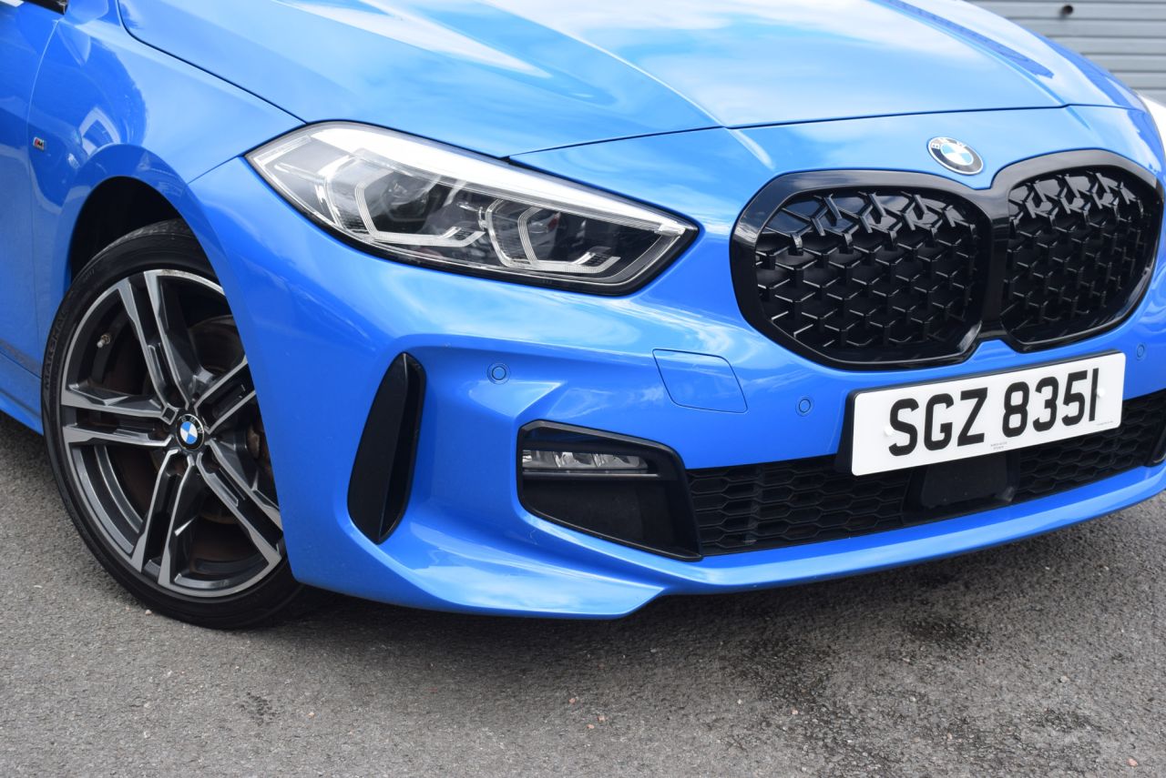 2020 BMW 1 SERIES 1.5 118i M Sport Hatchback 5dr Petrol Manual Euro 6 (s/s) (140 ps) Heated S - vehicle photo 14 for sale on PureCar