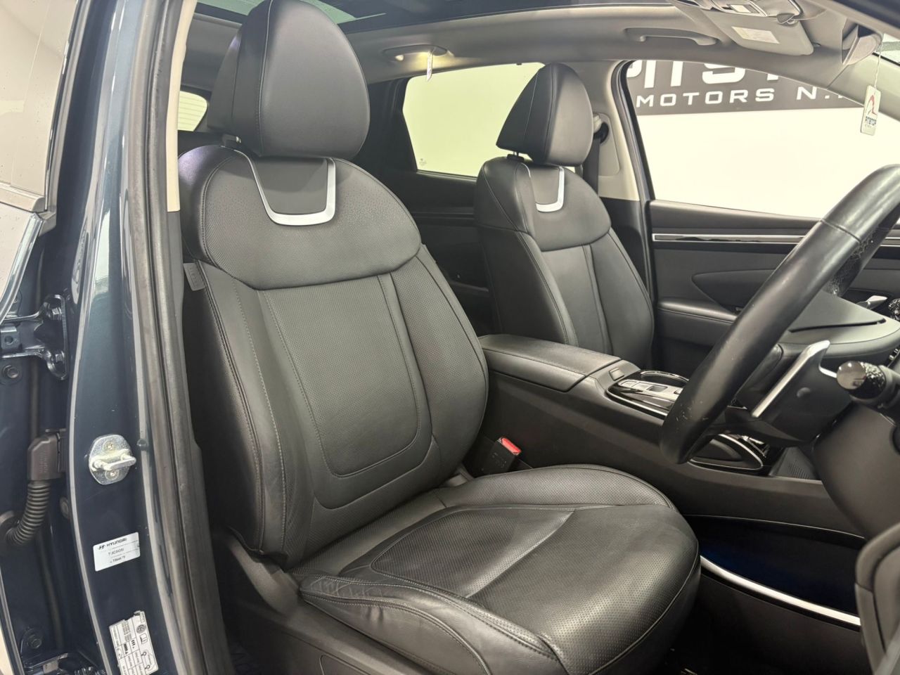 2021 HYUNDAI TUCSON 1.6 h T-GDi Ultimate SUV 5dr Petrol Hybrid Auto Euro 6 (s/s) (230 ps) - vehicle photo 24 for sale on PureCar