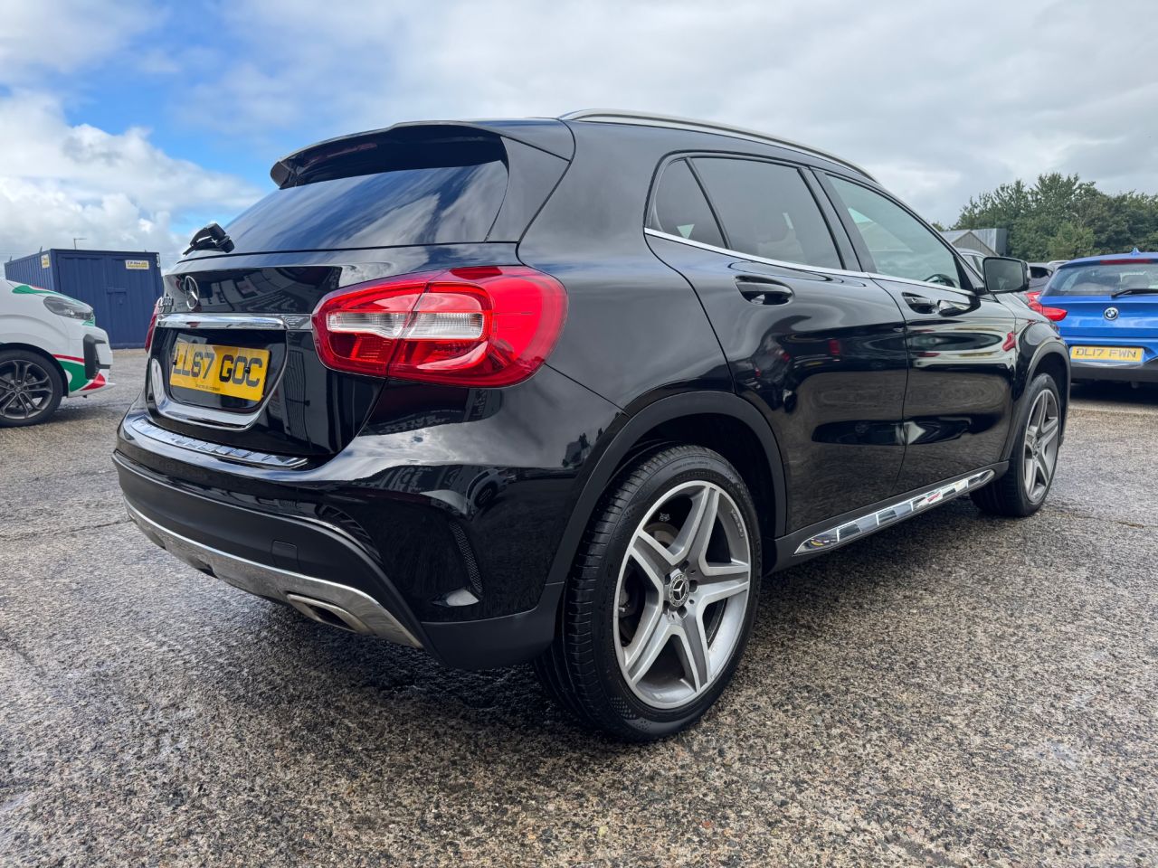 2017 MERCEDES GLA 2.1 GLA200d AMG Line SUV 5dr Diesel 7G-DCT Euro 6 (s/s) (136 ps) - vehicle photo 7 for sale on PureCar