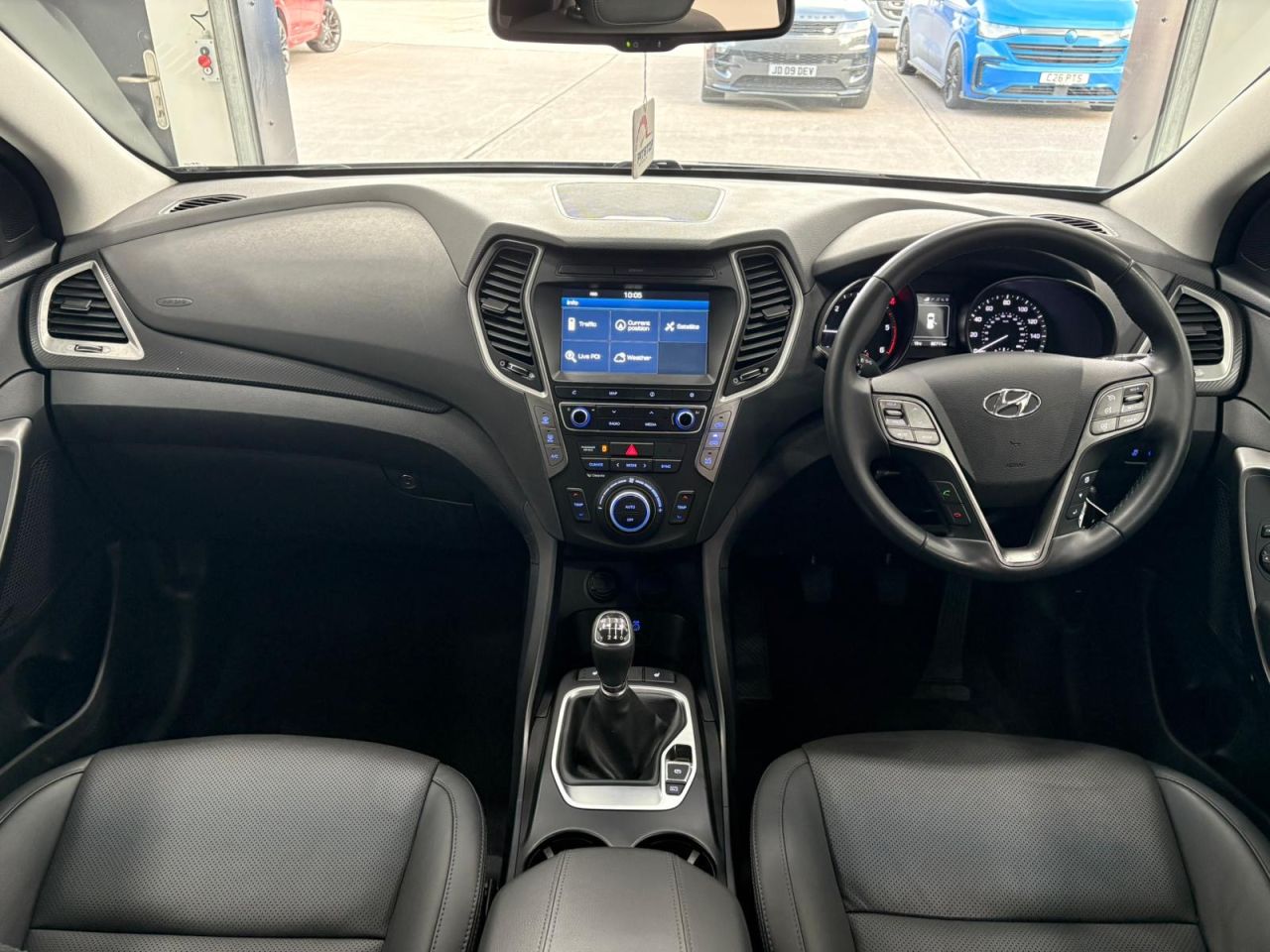 2017 HYUNDAI SANTA FE 2.2 CRDi Blue Drive Premium SUV 5dr Diesel Manual 4WD Euro 6 (s/s) (7 Seat) - vehicle photo 23 for sale on PureCar