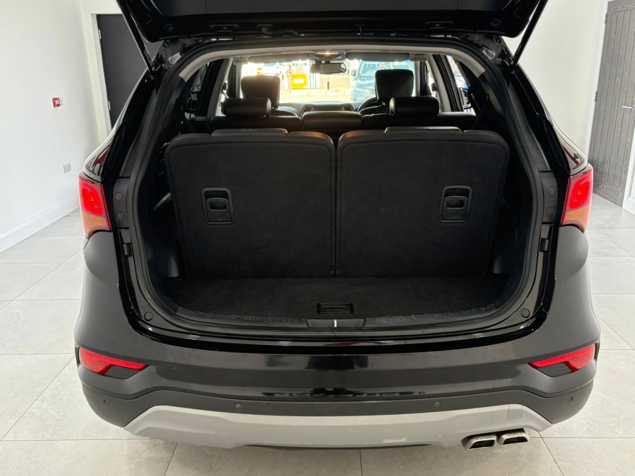 2017 HYUNDAI SANTA FE 2.2 CRDi Blue Drive Premium SUV 5dr Diesel Manual 4WD Euro 6 (s/s) (7 Seat) - vehicle photo 55 for sale on PureCar