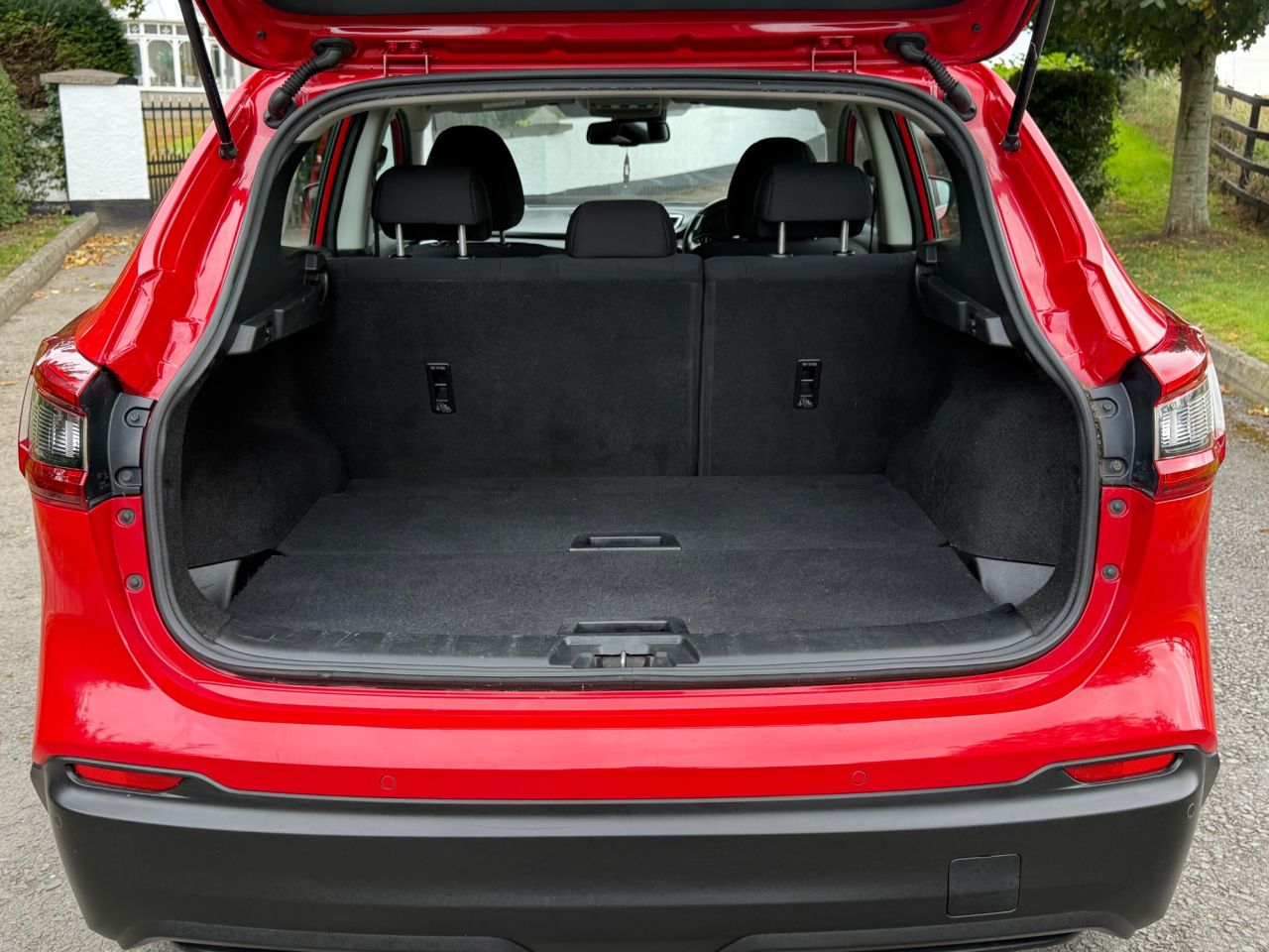2019 NISSAN QASHQAI 1.3 DIG-T Acenta Premium SUV 5dr Petrol Manual Euro 6 (s/s) (160 ps) - vehicle photo 15 for sale on PureCar
