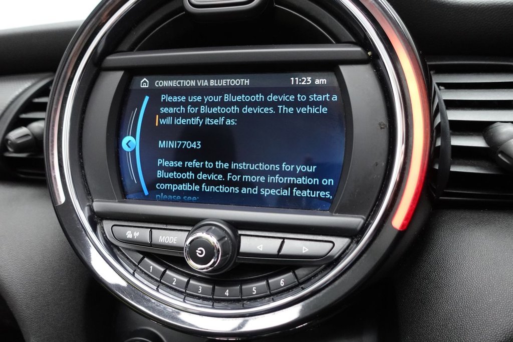 2019 MINI Convertible — image 18