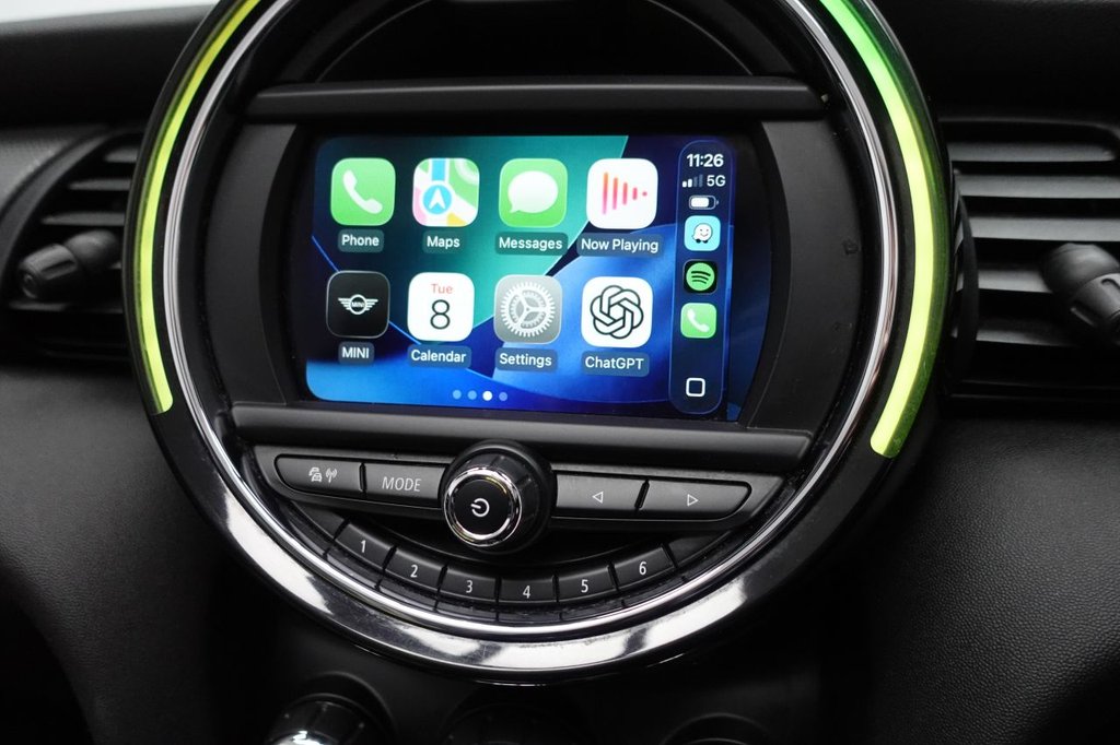 2019 MINI Convertible — image 14