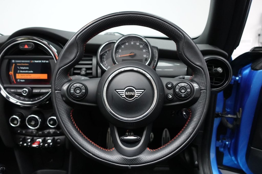2019 MINI Convertible — image 21